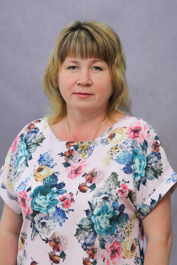 Жандарова Оксана Вениаминовна.